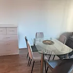 2 Bedroom Flat In Vauxhall